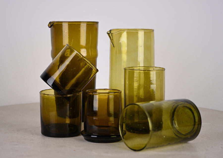 Beldi glas i mørk glas