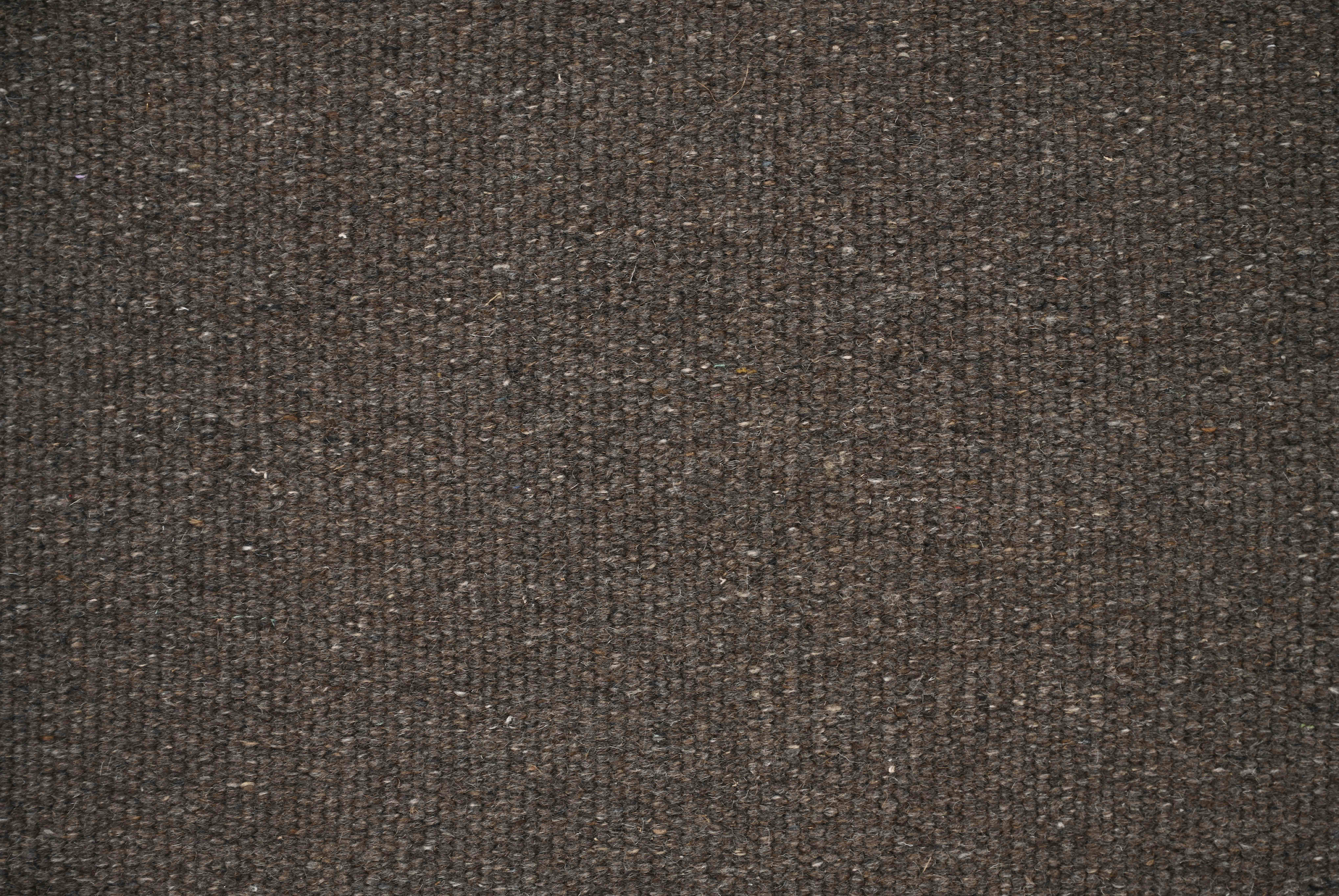 Dark Grey Brown uldtæppe – Hue Kollektion