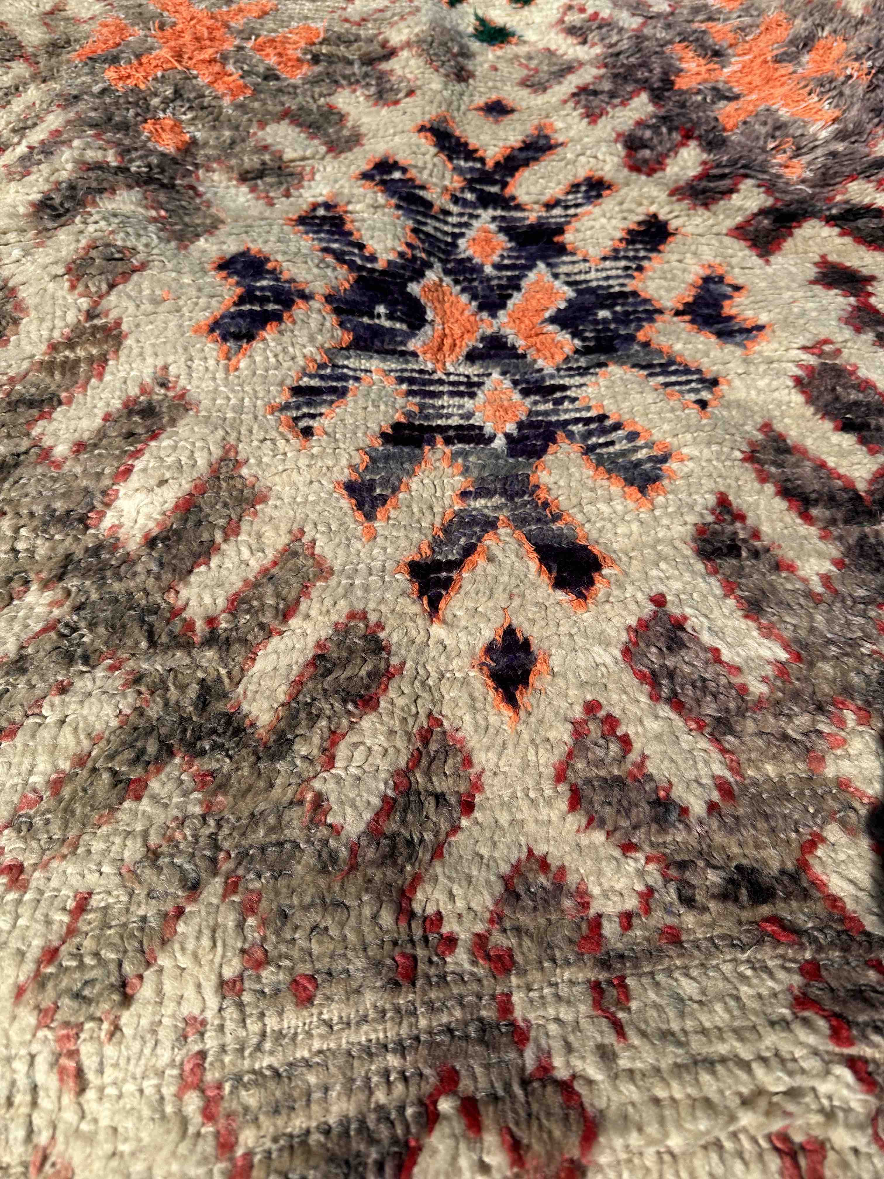 Kelim Tæppe brun med farver mønster i grøn, blå og orange