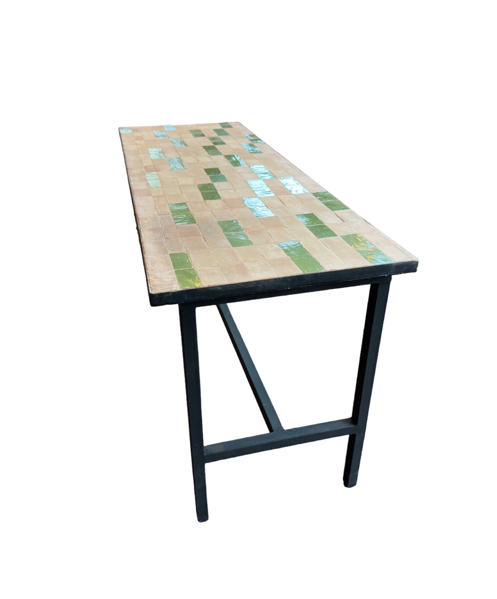 Mosaik Bænk i grøn og natur farve med sort stålstel