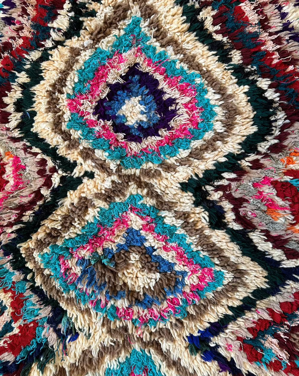 Marokkansk Beni Quarain tæpper zigzag form i multi farver.